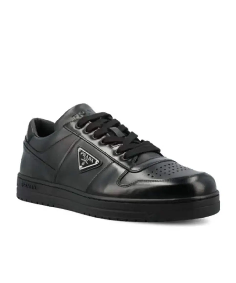 P380 Yuan 38-45 Prada Prada’s new men’s leather sports shoes, the highest version on the market, any comparison is welcome🆚! The original leather has excellent texture and is super high-end! Fetal sheep net lining imported from Italy, removable pad! Luxurious materials and fine workmanship, highly recommended!